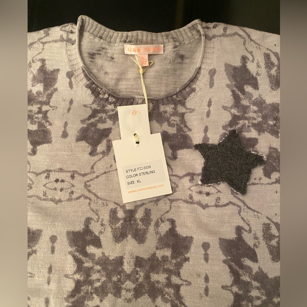 Lisa Todd grey sweater size XL brand new never worn